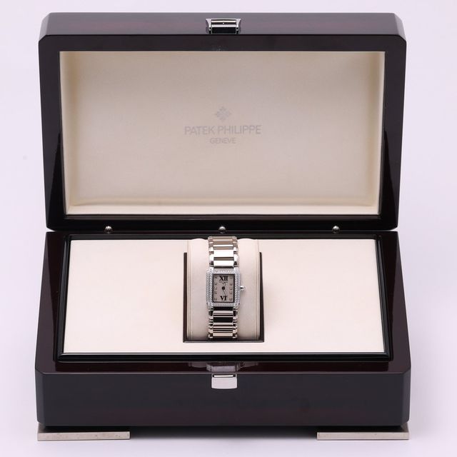 Patek Philippe Twenty-4 4908/200G Image 7